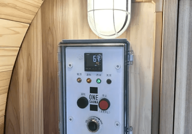 サウナの「もしも」を防ぐ非常ボタンの重要性。IoTで実現する次世代のサウナ管理